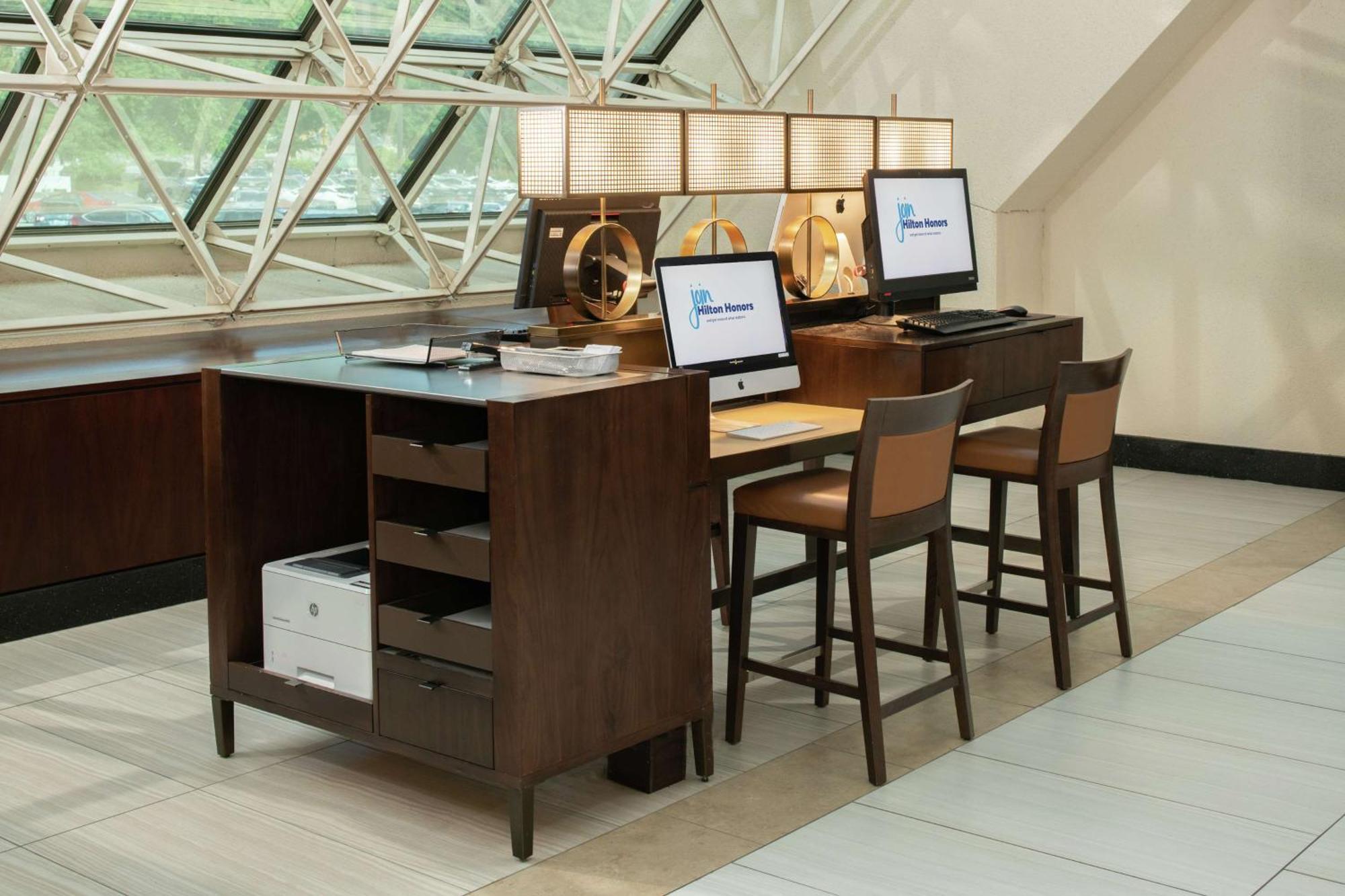 Hilton Bellevue Ξενοδοχείο Εξωτερικό φωτογραφία